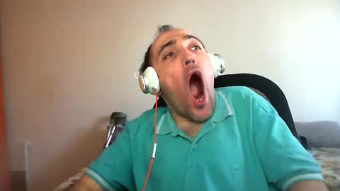 Snapshot of bentish chatting on January 10, 11:43 am bentish online show from January 10, 11:43 am