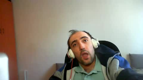 Snapshot of bentish chatting on January 28, 7:00 am bentish online show from January 28, 7:00 am