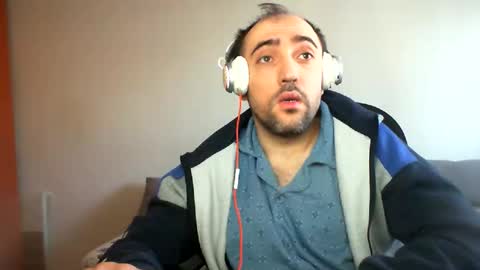 Snapshot of bentish chatting on January 30, 6:24 am bentish online show from January 30, 6:24 am