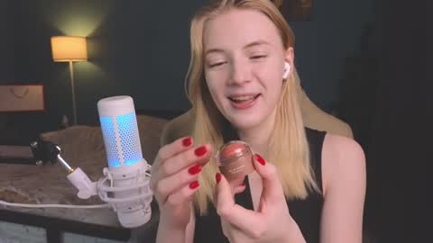 Alice online show from January 14, 5:23 pm