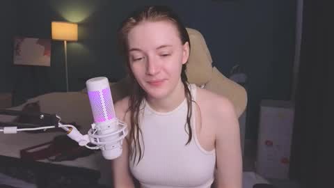 Alice online show from September 25, 10:30 am