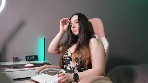 BeriesNiks online show from February 22, 11:46 am