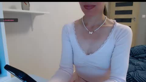 berry2024 online show from October 9, 6:11 am