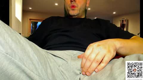 BestAnakonda online show from February 2, 9:56 pm