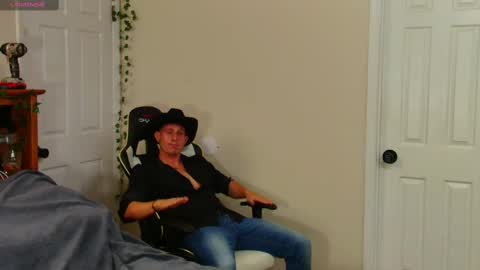 twitter zack1fisher online show from September 13, 2:22 am