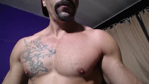 Snapshot of bestmuscle chatting on February 17, 10:03 pm bestmuscle online show from February 17, 10:03 pm