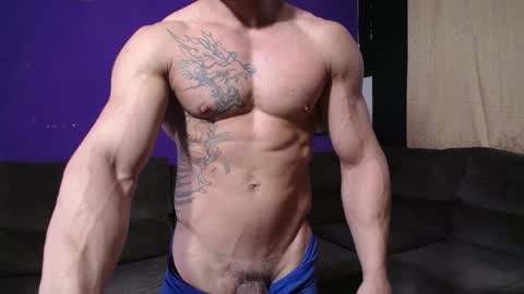 Snapshot of bestmuscle chatting on February 27, 6:53 pm bestmuscle online show from February 27, 6:53 pm