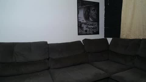 Snapshot of bestmuscle chatting on October 5, 2:32 am bestmuscle online show from October 5, 2:32 am