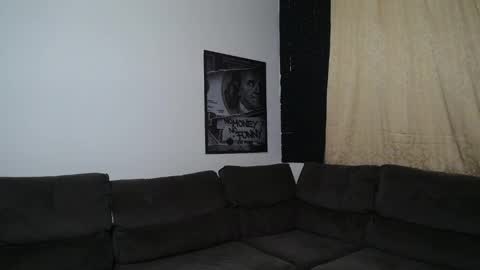 Snapshot of bestmuscle chatting on October 6, 3:59 am bestmuscle online show from October 6, 3:59 am