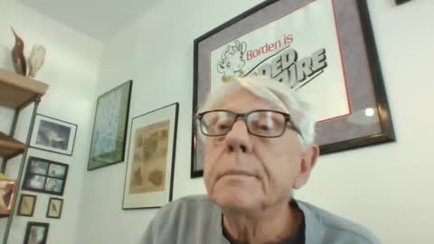 Snapshot of bestshot1951 chatting on December 13, 6:05 pm bestshot1951 online show from December 13, 6:05 pm