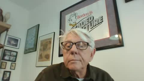 Snapshot of bestshot1951 chatting on December 20, 3:42 pm bestshot1951 online show from December 20, 3:42 pm