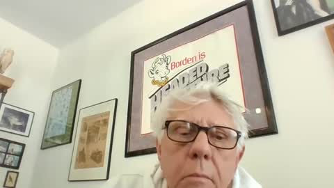 Snapshot of bestshot1951 chatting on January 7, 4:16 pm bestshot1951 online show from January 7, 4:16 pm