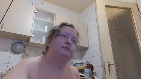 Snapshot of bethnorth chatting on September 24, 2:04 am bethnorth online show from September 24, 2:04 am