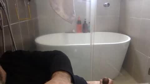 Virtual Gentleman online show from December 25, 5:05 pm