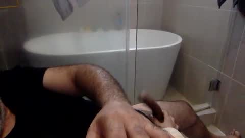 Virtual Gentleman online show from December 31, 3:53 pm