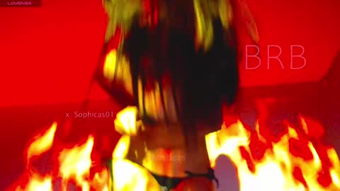 Snapshot of betsabe_butlers_ chatting on January 19, 1:10 am Automatic Espresso Coffee Maker50000tkns left online show from January 19, 1:10 am