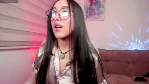 Snapshot of betsabe_butlers_ chatting on September 28, 11:10 pm Automatic Espresso Coffee Maker50000tkns left online show from September 28, 11:10 pm