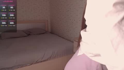 bettispaghetti online show from October 2, 6:15 pm