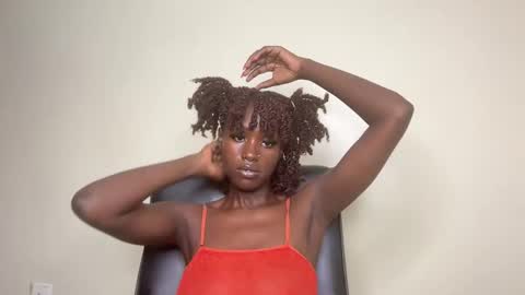 Snapshot of betty_fire_ chatting on January 5, 1:47 pm Adah online show from January 5, 1:47 pm