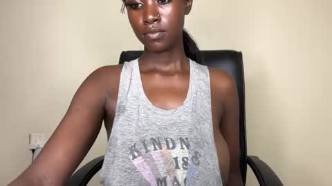 Snapshot of betty_fire_ chatting on January 27, 11:54 am Adah online show from January 27, 11:54 am