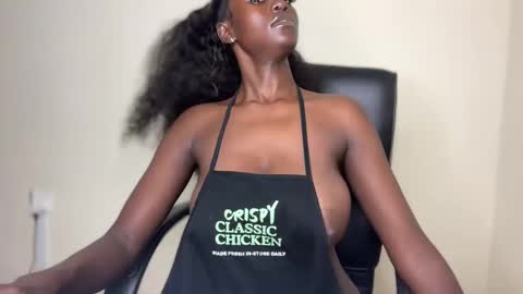 Snapshot of betty_fire_ chatting on February 3, 8:13 pm Adah online show from February 3, 8:13 pm