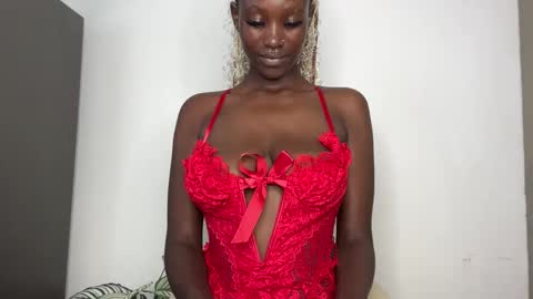 Snapshot of betty_fire_ chatting on October 9, 8:12 am Adah online show from October 9, 8:12 am