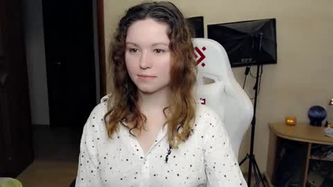 Betty online show from October 14, 9:26 pm