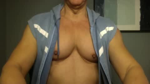 Snapshot of bgdkmuscleguy chatting on January 15, 4:43 pm BGDKMUSCLEGUY - SELECTED BY CHATURBATE AS A TOP BROADCASTER FOR 2023 online show from January 15, 4:43 pm