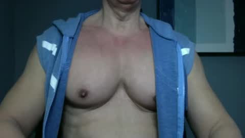 Snapshot of bgdkmuscleguy chatting on January 20, 6:43 pm BGDKMUSCLEGUY - SELECTED BY CHATURBATE AS A TOP BROADCASTER FOR 2023 online show from January 20, 6:43 pm