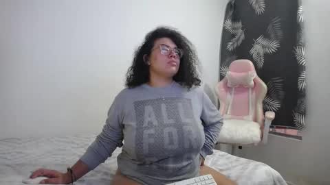 Snapshot of bianca_boobs chatting on February 14, 11:10 am Bianca Tuesday to Sunday from 2am to 6am UTC-5 online show from February 14, 11:10 am