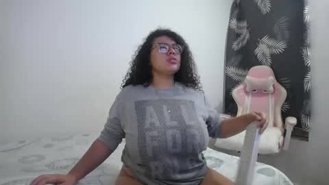 Snapshot of bianca_boobs chatting on February 27, 7:34 am Bianca Tuesday to Sunday from 2am to 6am UTC-5 online show from February 27, 7:34 am