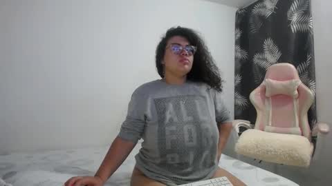 Snapshot of bianca_boobs chatting on November 26, 9:21 am Bianca Tuesday to Sunday from 2am to 6am UTC-5 online show from November 26, 9:21 am