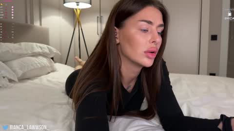 Snapshot of bianca_lawwson_ chatting on December 27, 9:54 pm Bianca online show from December 27, 9:54 pm