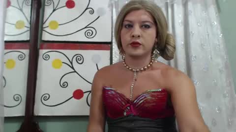 Snapshot of bianca_vega chatting on October 6, 5:10 pm Bianca Vega online show from October 6, 5:10 pm