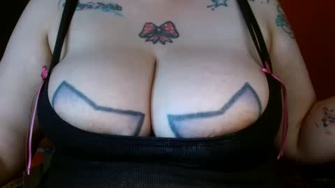 Snapshot of bianka_star_ chatting on December 4, 12:58 pm bianca online show from December 4, 12:58 pm