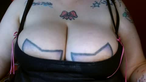 Snapshot of bianka_star_ chatting on December 9, 4:05 pm bianca online show from December 9, 4:05 pm