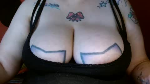 Snapshot of bianka_star_ chatting on December 30, 10:55 pm bianca online show from December 30, 10:55 pm