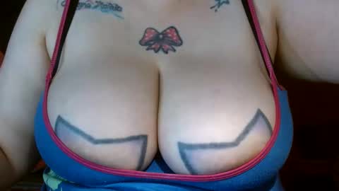 Snapshot of bianka_star_ chatting on January 4, 1:42 pm bianca online show from January 4, 1:42 pm