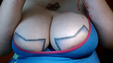 Snapshot of bianka_star_ chatting on January 28, 11:28 pm bianca online show from January 28, 11:28 pm