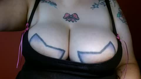 Snapshot of bianka_star_ chatting on February 12, 12:01 pm bianca online show from February 12, 12:01 pm