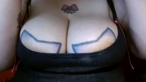 Snapshot of bianka_star_ chatting on February 20, 12:25 pm bianca online show from February 20, 12:25 pm