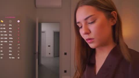 Ophelia online show from November 9, 3:43 pm