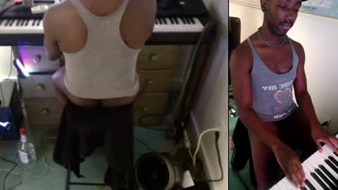 BicepsandFrot online show from February 26, 10:58 am