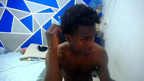 big_black11 online show from December 12, 10:02 am