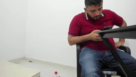 Snapshot of big_dad69 chatting on September 10, 7:08 am Tommy online show from September 10, 7:08 am