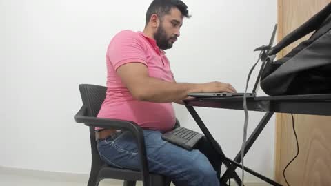 Snapshot of big_dad69 chatting on September 26, 10:36 pm Tommy online show from September 26, 10:36 pm