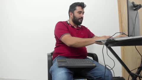 Snapshot of big_dad69 chatting on October 14, 5:25 pm Tommy online show from October 14, 5:25 pm