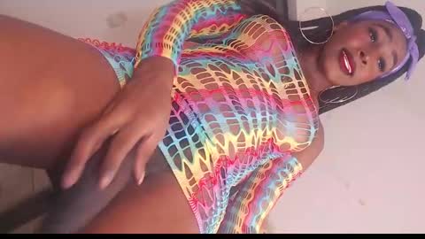 Snapshot of big_goddess_black chatting on December 20, 9:50 pm dashiell online show from December 20, 9:50 pm