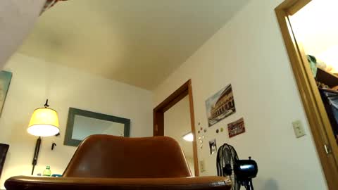 Snapshot of big_mack_daddy chatting on November 16, 2:11 pm big_mack_daddy online show from November 16, 2:11 pm