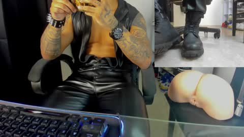 Snapshot of big_master420 chatting on October 4, 2:09 am big_master420 online show from October 4, 2:09 am